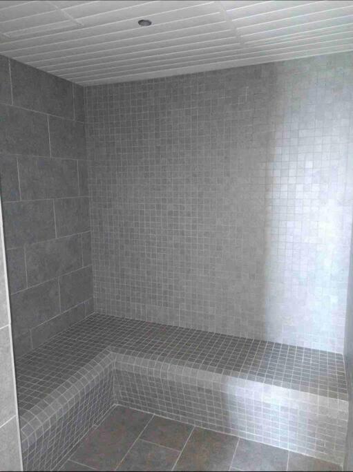 1+ 1 Bedroom 4-5Pax/Klcc/ Bukit Bintang/City View/Mrt Kuala Lumpur Exterior photo